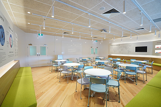 Interior photograph of Yakult Australia Education Renewal by Mio Yasuaki