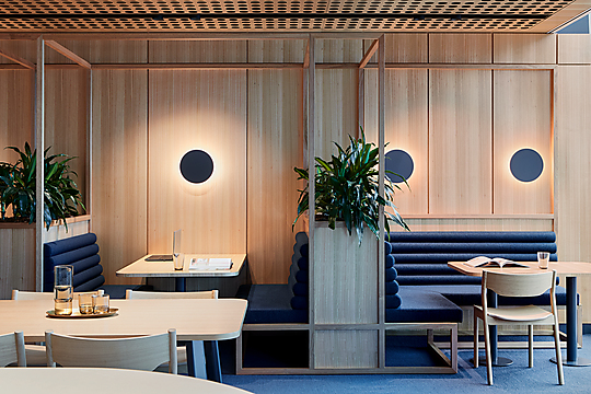 Interior photograph of QIC Melbourne by Shannon McGrath