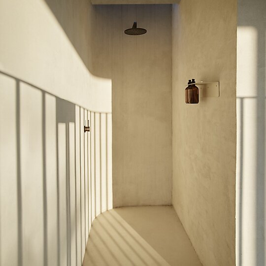 Interior photograph of Plateau Project by Georges Antoni