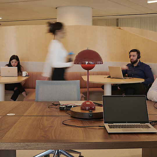Interior photograph of Deloitte Workplace Sydney by Earl Carter