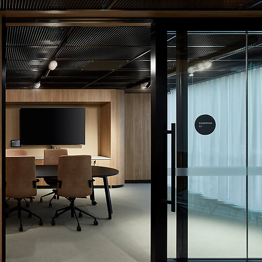 Interior photograph of LMS Energy Headquarters by Sam Noonan