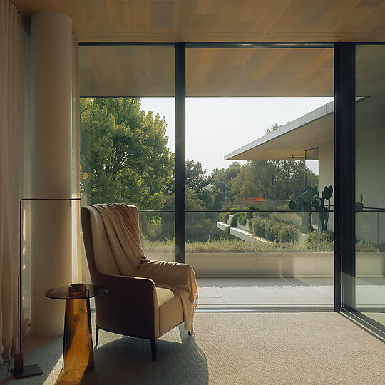 Interior photograph of Hillside Residence by Dan Preston 